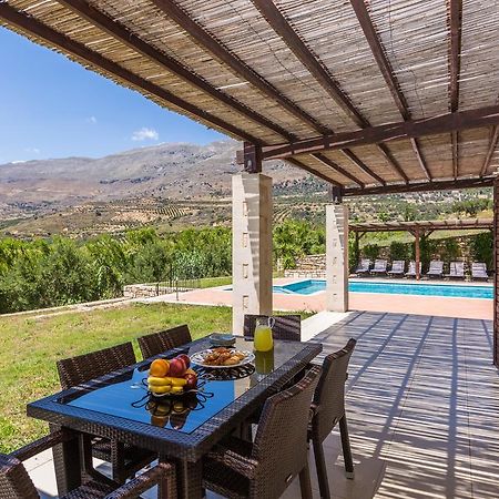 Poseidon Villa, Nestled In The Picturesque South, By Thinkvilla Lefkogeia المظهر الخارجي الصورة