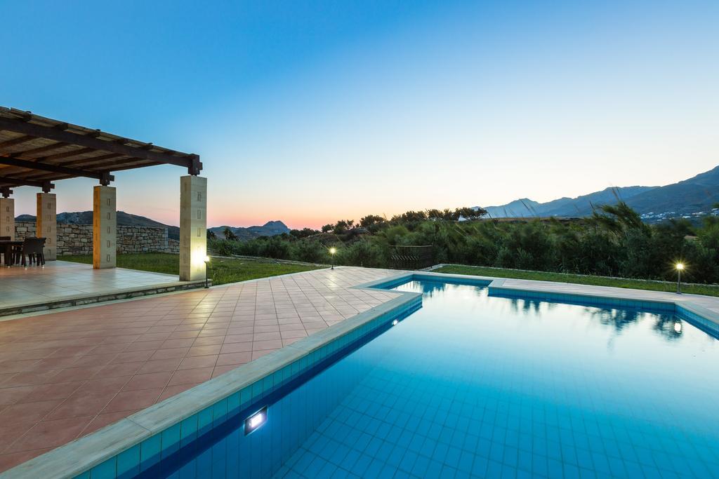 Poseidon Villa, Nestled In The Picturesque South, By Thinkvilla Lefkogeia المظهر الخارجي الصورة