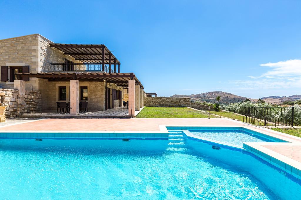 Poseidon Villa, Nestled In The Picturesque South, By Thinkvilla Lefkogeia المظهر الخارجي الصورة